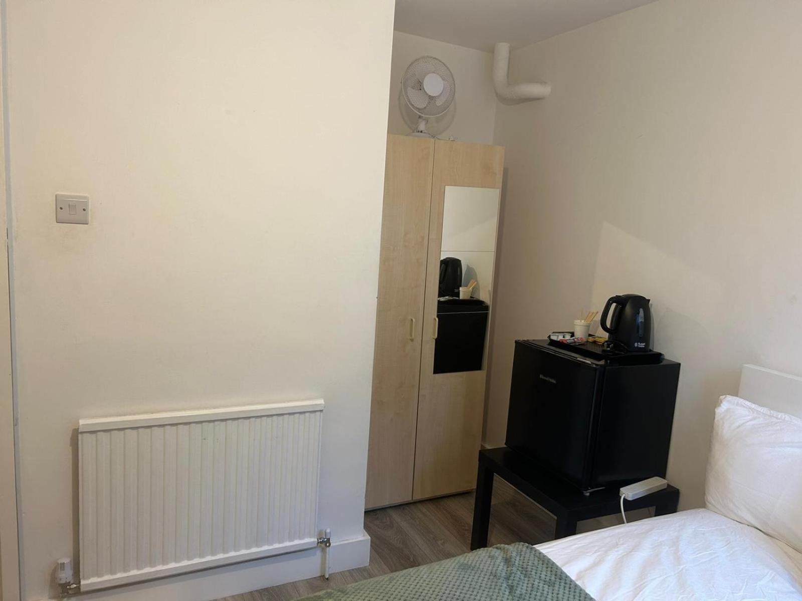 Lovely Double Rooms In Euston & Square In Central Londra Exterior foto