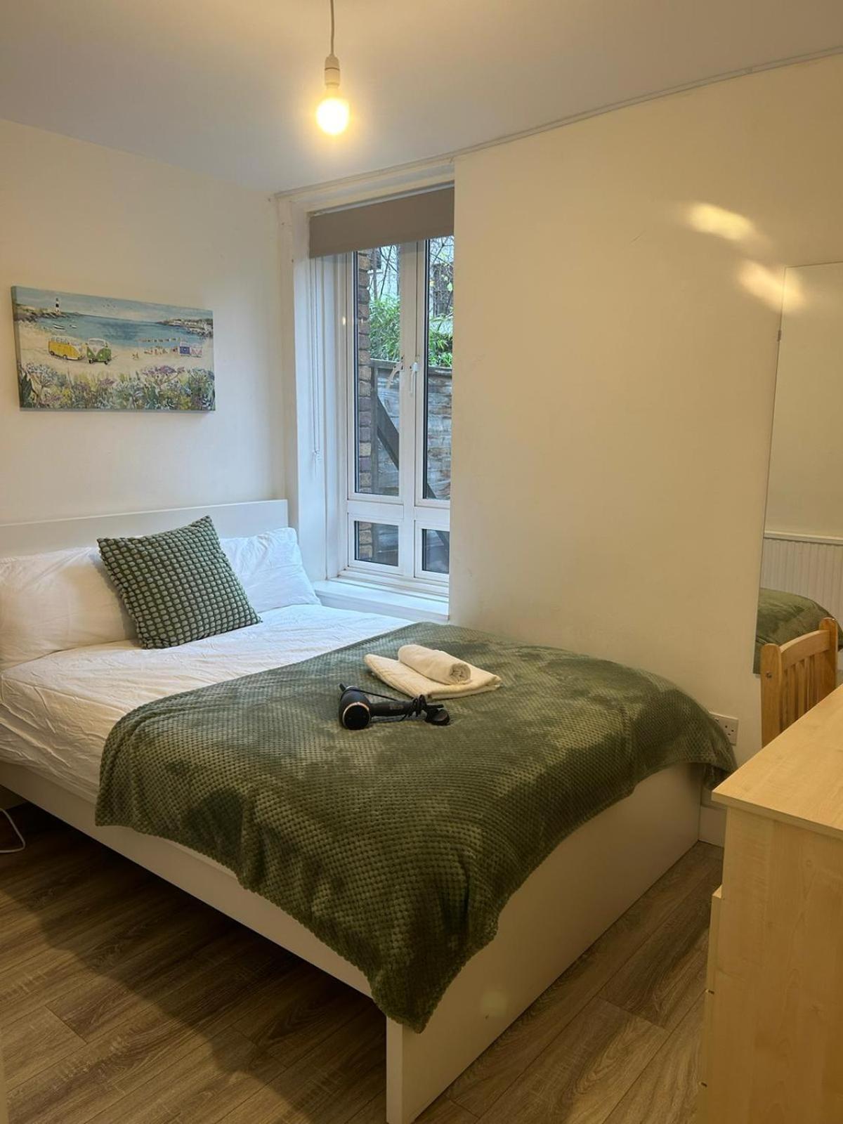 Lovely Double Rooms In Euston & Square In Central Londra Exterior foto