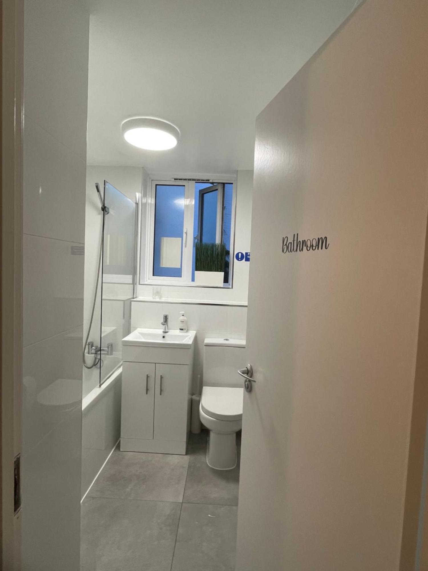 Lovely Double Rooms In Euston & Square In Central Londra Exterior foto